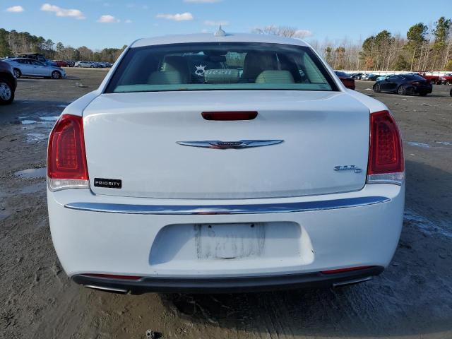 2C3CCAEG2GH294608 - 2016 CHRYSLER 300C WHITE photo 6