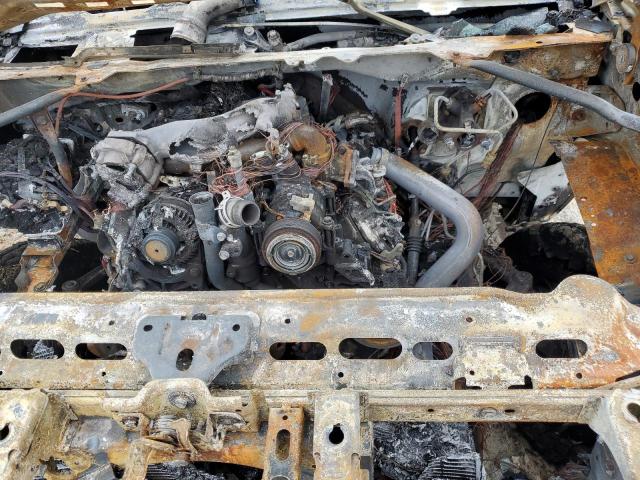 1GD42VC8XGF259589 - 2016 GMC SIERRA K3500 WHITE photo 11