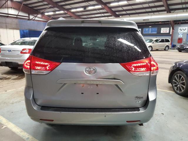 5TDKK3DC9DS343630 - 2013 TOYOTA SIENNA LE SILVER photo 6