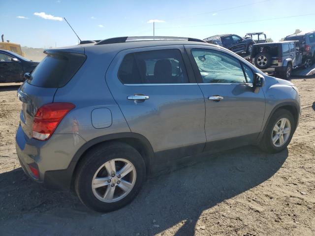 KL7CJLSB1KB863856 - 2019 CHEVROLET TRAX 1LT Argent photo 3