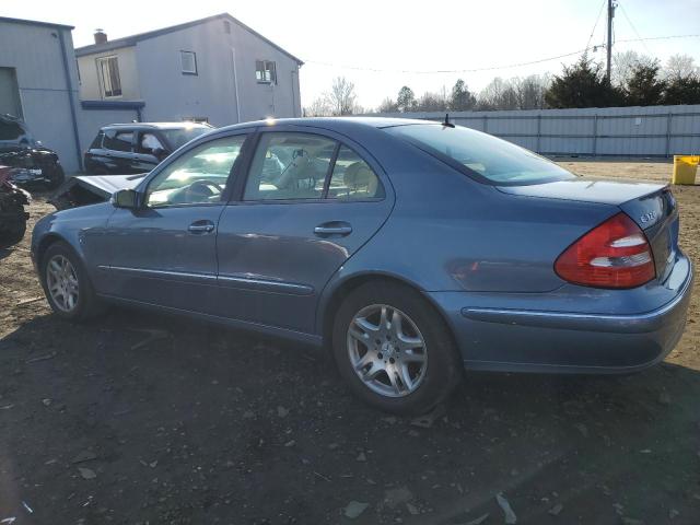 WDBUF65J75A691824 - 2005 MERCEDES-BENZ E 320 BLUE photo 2