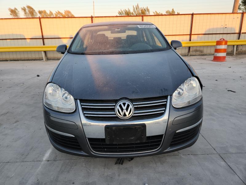 3VWRZ7AJ0AM042919 - 2010 VOLKSWAGEN JETTA SE GRAY photo 5