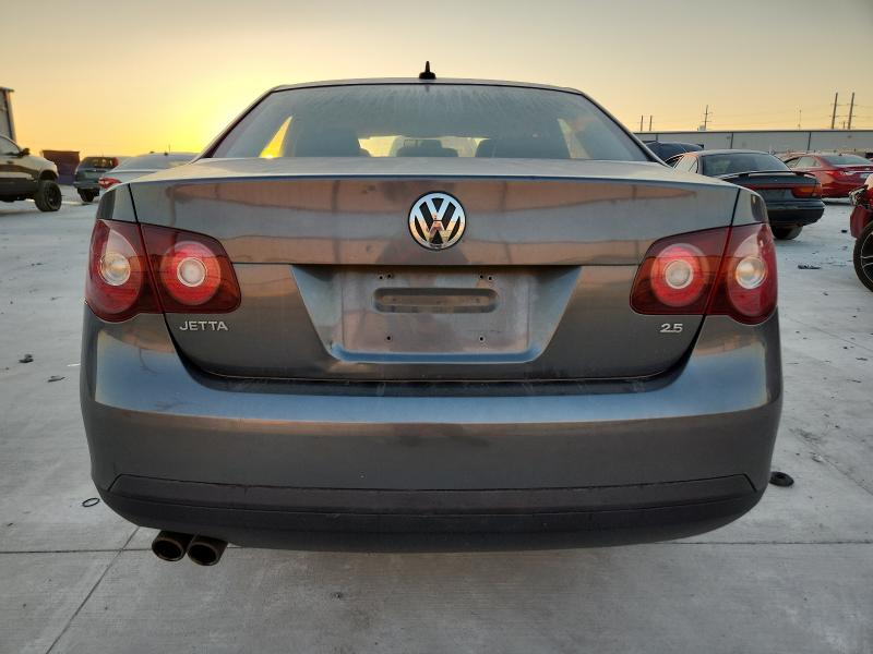 3VWRZ7AJ0AM042919 - 2010 VOLKSWAGEN JETTA SE GRAY photo 6