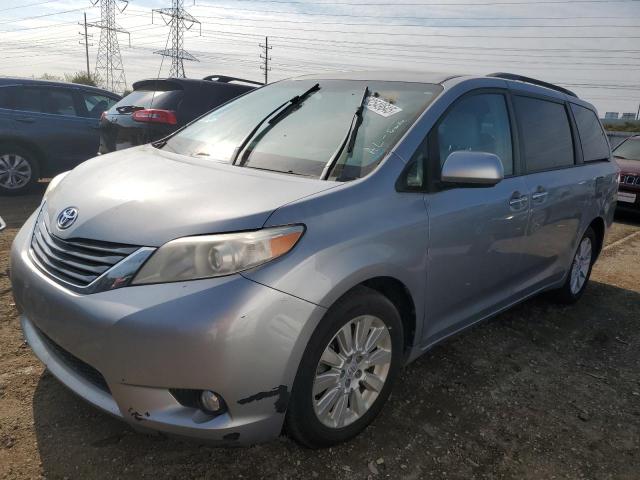 2012 TOYOTA SIENNA XLE, 