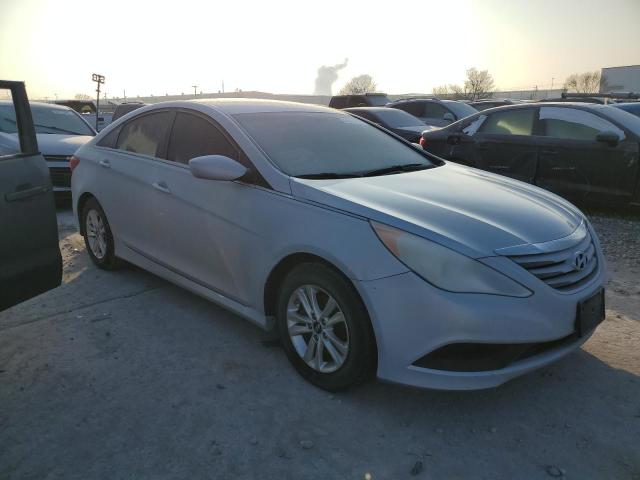 5NPEB4AC6EH856137 - 2014 HYUNDAI SONATA GLS SILVER photo 4