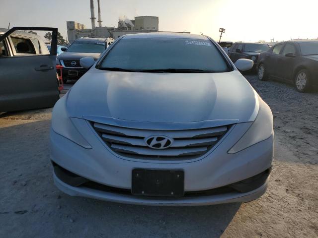 5NPEB4AC6EH856137 - 2014 HYUNDAI SONATA GLS SILVER photo 5