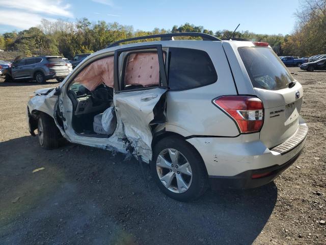 JF2SJADC5FH568823 - 2015 SUBARU FORESTER 2.5I PREMIUM Weiß Foto 2