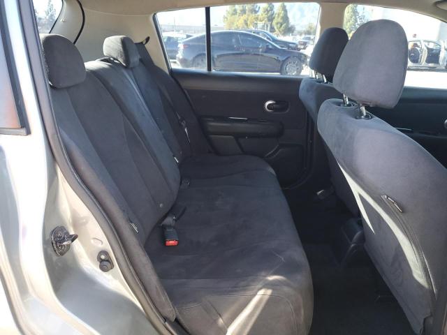 3N1BC13E48L461829 - 2008 NISSAN VERSA S SILVER photo 10