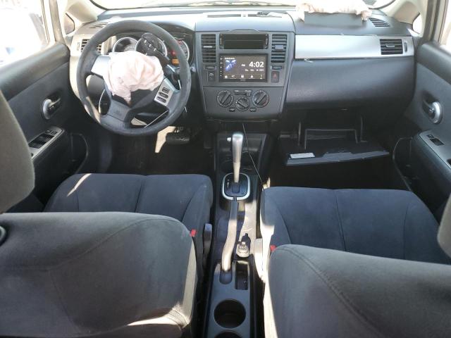 3N1BC13E48L461829 - 2008 NISSAN VERSA S SILVER photo 8