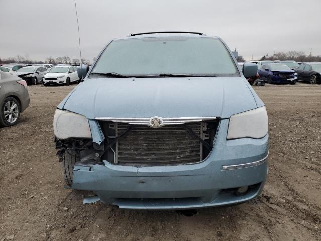 2A4RR5DX8AR286974 - 2010 CHRYSLER TOWN & COU TOURING BLUE photo 5