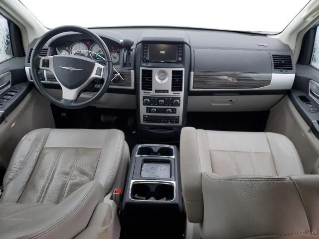 2A4RR5DX8AR286974 - 2010 CHRYSLER TOWN & COU TOURING BLUE photo 8