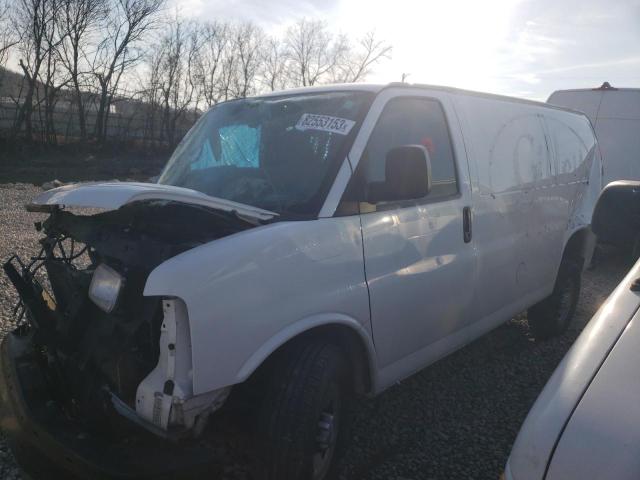 1GCWGFCF3F1112612 - 2015 CHEVROLET EXPRESS G2 WHITE photo 1