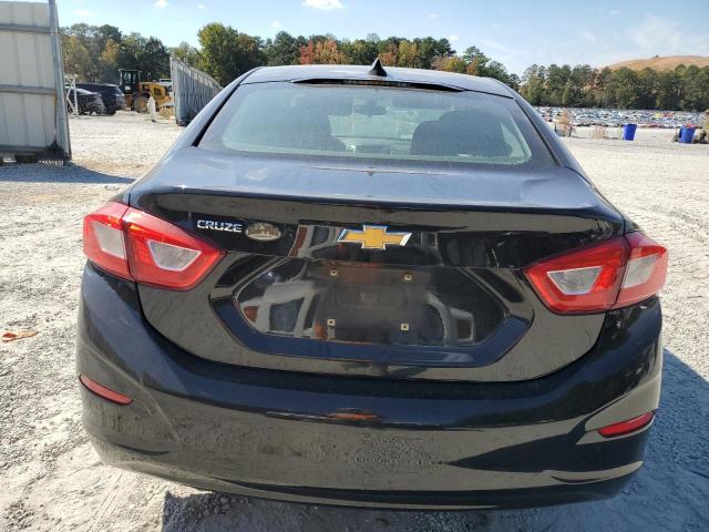 1G1BC5SM3J7212258 - 2018 CHEVROLET CRUZE LS შავი ფოტო 6