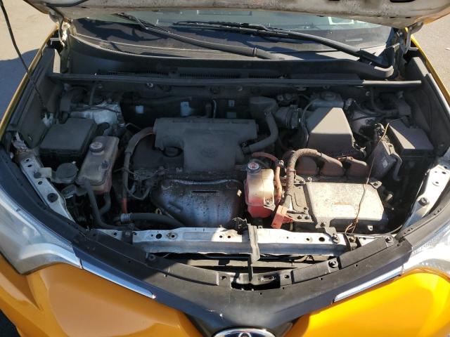 JTMRJREV1JD224322 - 2018 TOYOTA RAV4 HV LE YELLOW photo 12