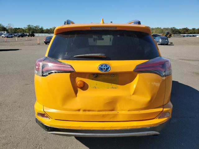 JTMRJREV1JD224322 - 2018 TOYOTA RAV4 HV LE YELLOW photo 6