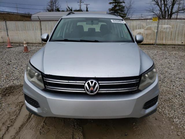 WVGAV7AXXFW594222 - 2015 VOLKSWAGEN TIGUAN S SILVER photo 5