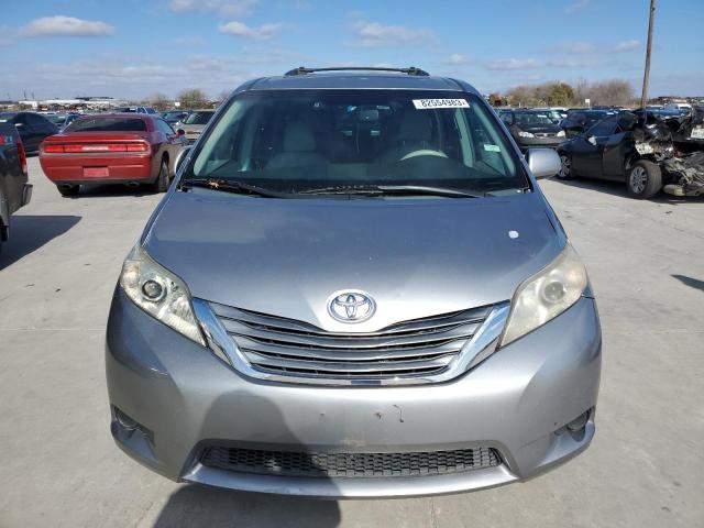 5TDYK3DC1BS097969 - 2011 TOYOTA SIENNA XLE SILVER photo 5