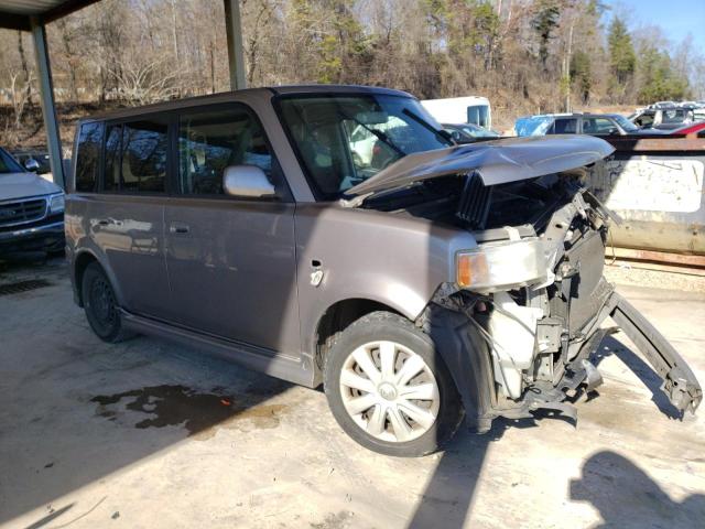 JTLKT324850208446 - 2005 TOYOTA SCION XB GRAY photo 4