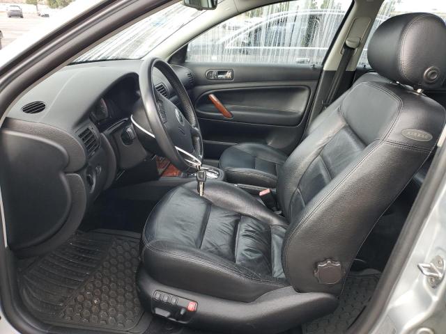 WVWWH63B12E376702 - 2002 VOLKSWAGEN PASSAT GLX Gümüş foto 7