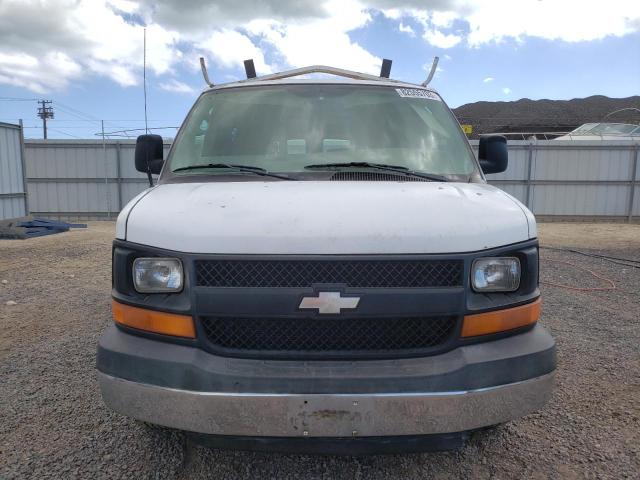 1GCGG25V861254200 - 2006 CHEVROLET EXPRESS G2 WHITE photo 5