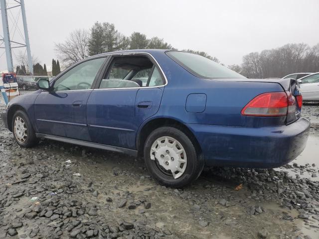 1HGCG66511A011827 - 2001 HONDA ACCORD LX BLUE photo 2