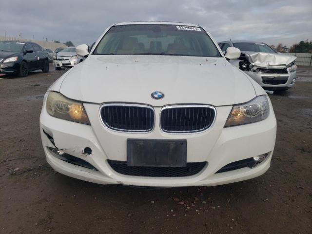 WBAPH77509NM47619 - 2009 BMW 328 I WHITE photo 5