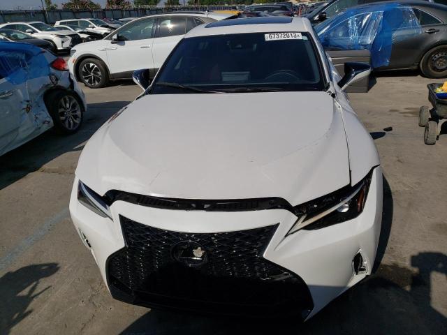 JTHCA1D20M5110565 - 2021 LEXUS IS 300 WHITE photo 5