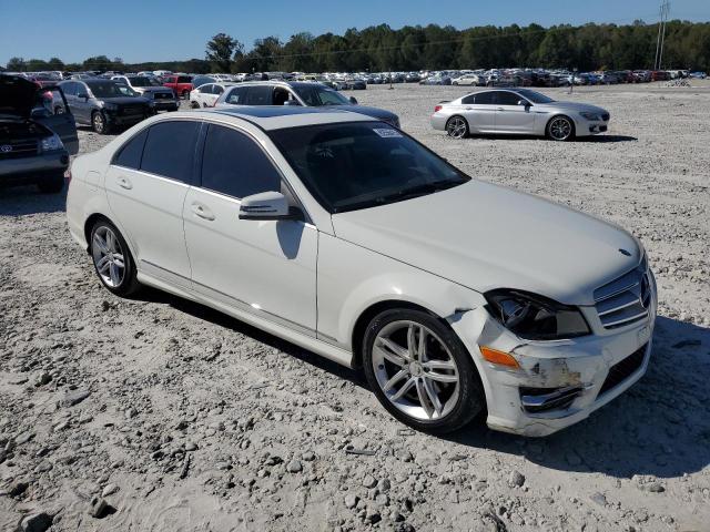 WDDGF8BB8CR231020 - 2012 MERCEDES-BENZ C 300 4MATIC WHITE photo 4
