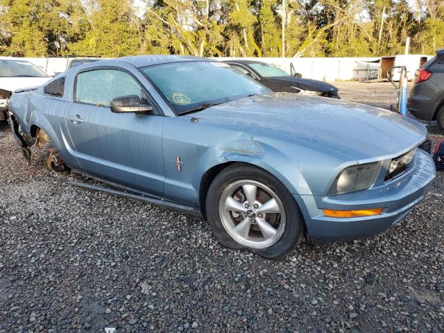 1ZVHT80N375337728 - 2007 FORD MUSTANG BLUE photo 4