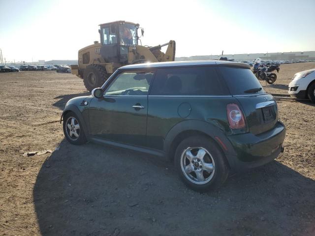 WMWSU3C54BT095005 - 2011 MINI COOPER GREEN photo 2