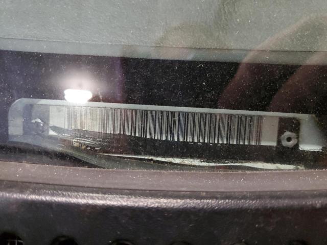 1GCHK232X5F896009 - 2005 CHEVROLET SILVERADO K2500 HEAVY DUTY WHITE photo 12