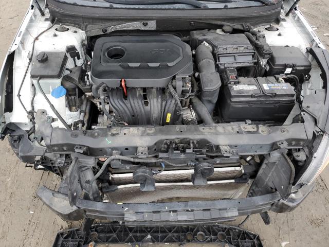 5NPE24AF8GH316964 - 2016 HYUNDAI SONATA SE WHITE photo 11