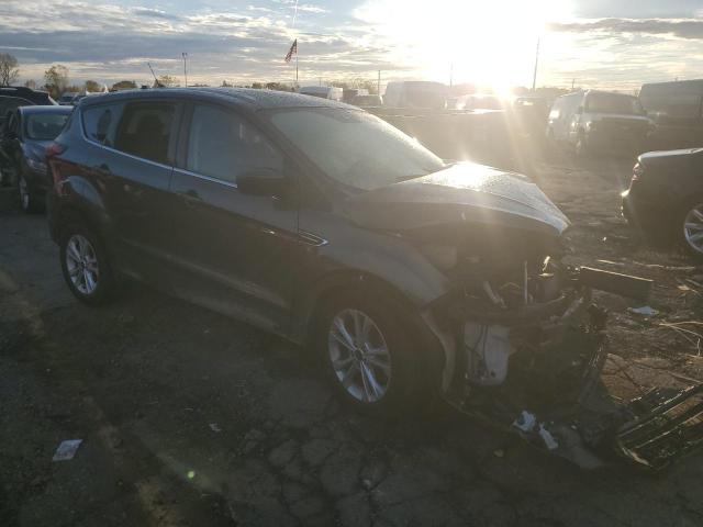 1FMCU9GD5KUC50615 - 2019 FORD ESCAPE SE رمادي صورة 4