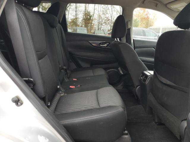 KNMAT2MV8JP616907 - 2018 NISSAN ROGUE S 银色 照片 11