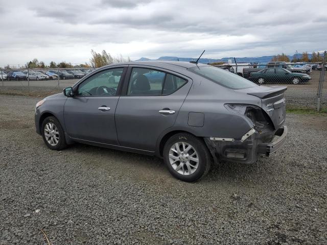 3N1CN7AP7HL905680 - 2017 NISSAN VERSA S 灰色 照片 2