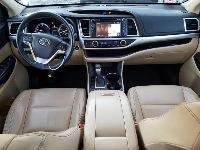 5TDJKRFH6GS328823 - 2016 TOYOTA HIGHLANDER XLE TAN photo 8