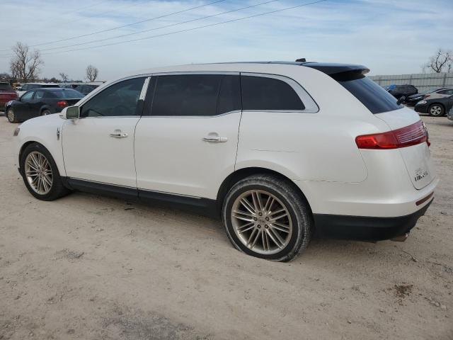 2LMHJ5AT5DBL50539 - 2013 LINCOLN MKT WHITE photo 2