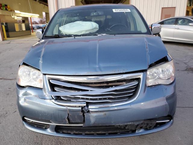 2C4RC1CG3CR175527 - 2012 CHRYSLER TOWN & COU TOURING L BLUE photo 5