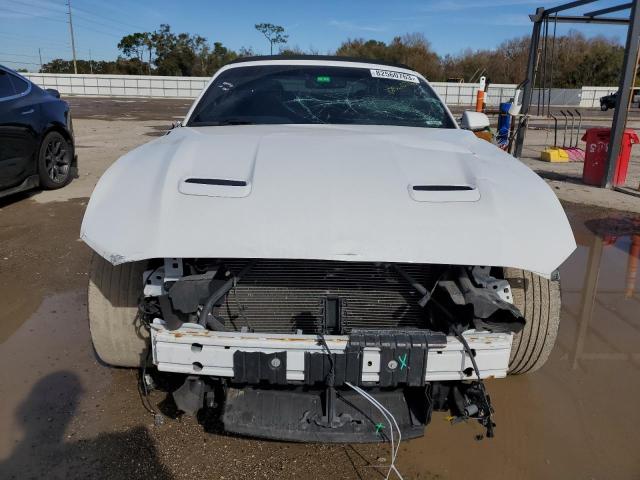 1FATP8UH6K5162458 - 2019 FORD MUSTANG WHITE photo 5