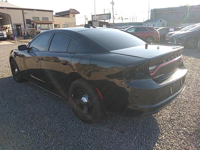 2C3CDXAT3JH325682 - 2018 DODGE CHARGER POLICE BLACK photo 4