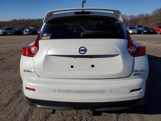 JN8AF5MV2DT212770 - 2013 NISSAN JUKE S WHITE photo 6