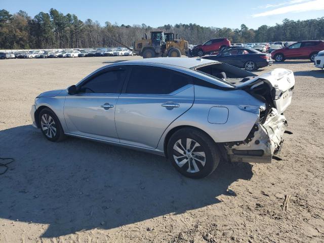 1N4BL4BV0KC207902 - 2019 NISSAN ALTIMA S SILVER photo 2