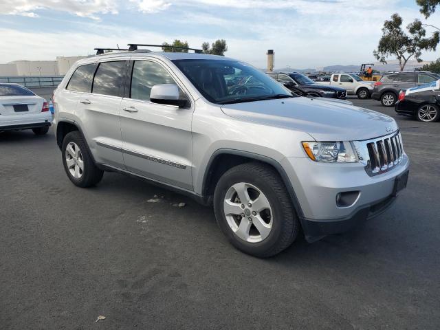 1J4RR4GT1BC715868 - 2011 JEEP GRAND CHER LAREDO ვერცხლისფერი ფოტო 4