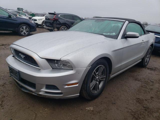 1ZVBP8EM0D5202891 - 2013 FORD MUSTANG SILVER photo 1