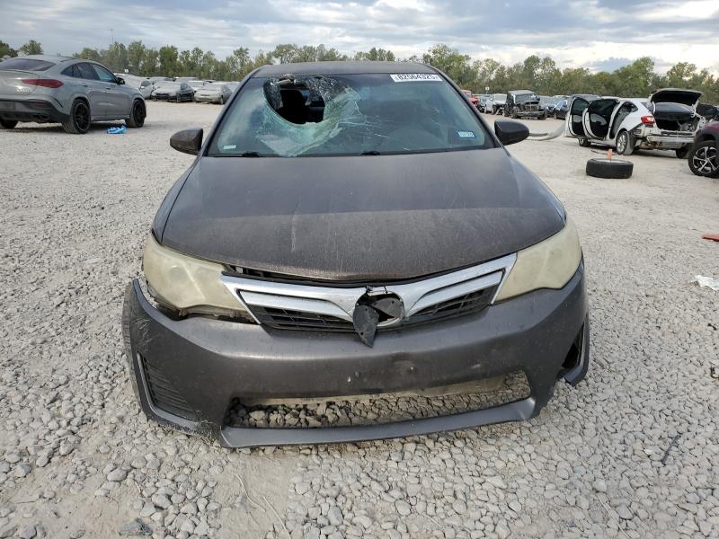 4T4BF1FK4DR320928 - 2013 TOYOTA CAMRY L GRAY photo 5