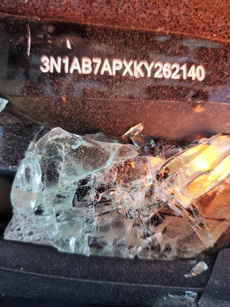 3N1AB7APXKY262140 - 2019 NISSAN SENTRA S 黑色 照片 13