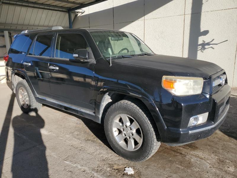 JTEBU5JR8D5124092 - 2013 TOYOTA 4RUNNER SR5 BLACK photo 4