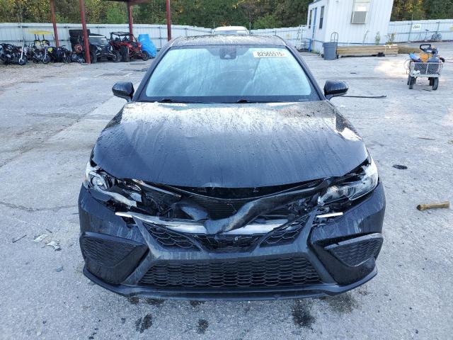 4T1G11AK8MU581808 - 2021 TOYOTA CAMRY SE 黑色 照片 5