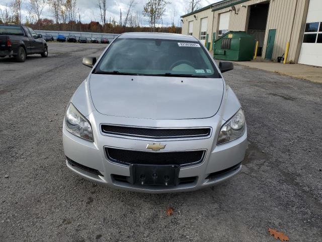 1G1ZB5E09CF286447 - 2012 CHEVROLET MALIBU LS Gümüş fotoğraf 5