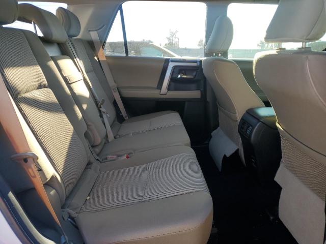 JTEZU5JR1G5111851 - 2016 TOYOTA 4RUNNER SR5 თეთრი ფოტო 11